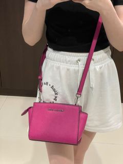 (Category: ) located in . Submitted by exlovedgoodies (Listing ID 1125383089, Image 1). Description: .