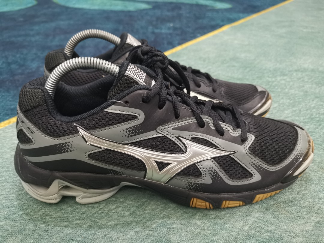 Mizuno Wave Bolt 5 7.5UK