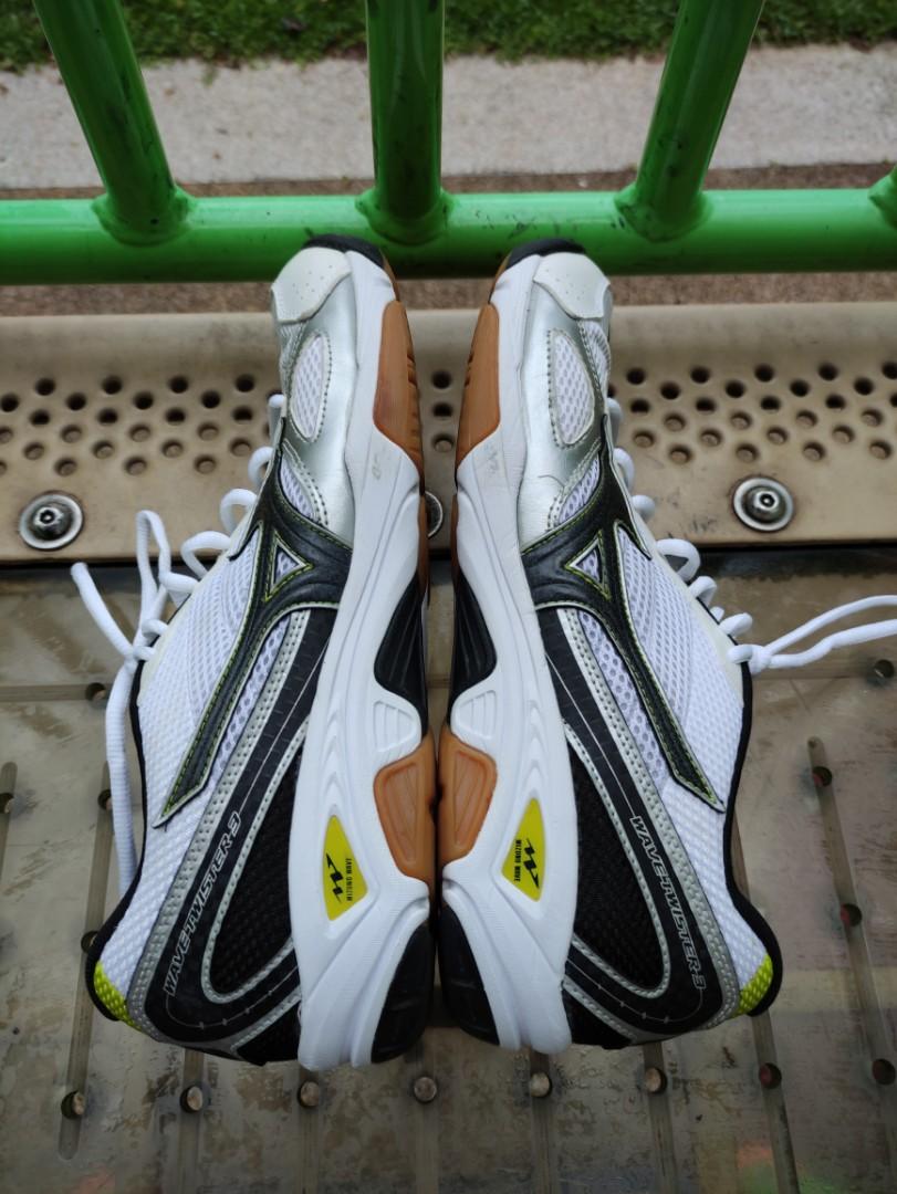 Cheap mizuno discount wave twister 3