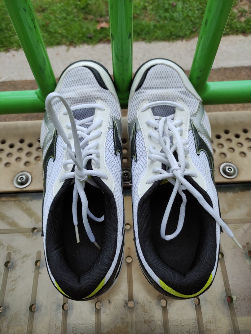 Mizuno wave twister grey clearance