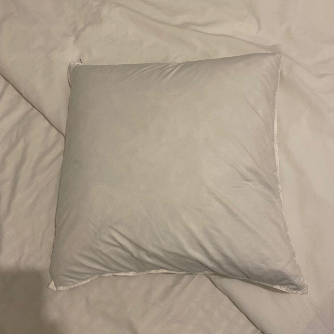 muji feather pillow