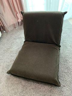 MUJI Foldable Floor Chair (S) - W46xD86xH10