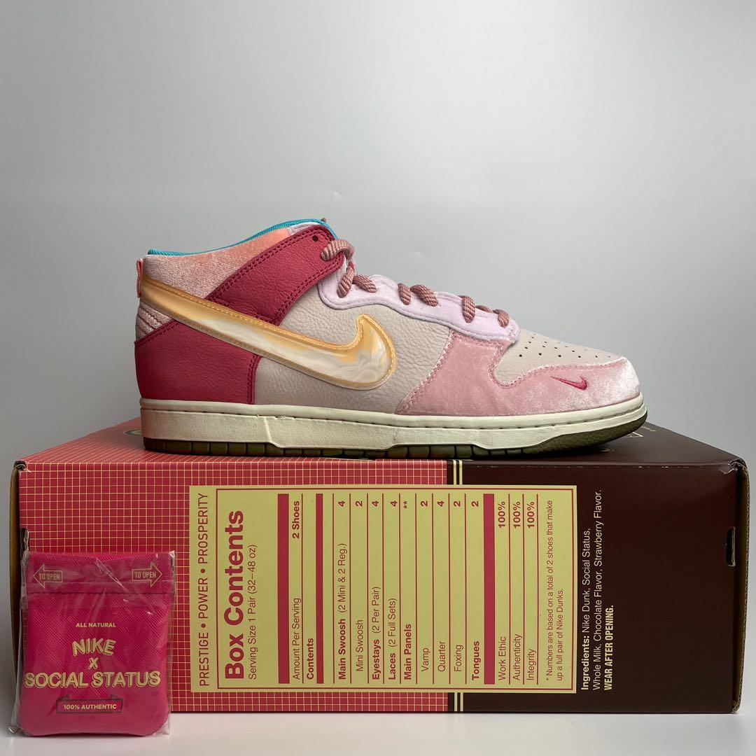 NIKE DUNK MID X SOCIAL STATUS STRAWBERRY MILK, Men's Fashion, Footwear,  Sneakers on Carousell