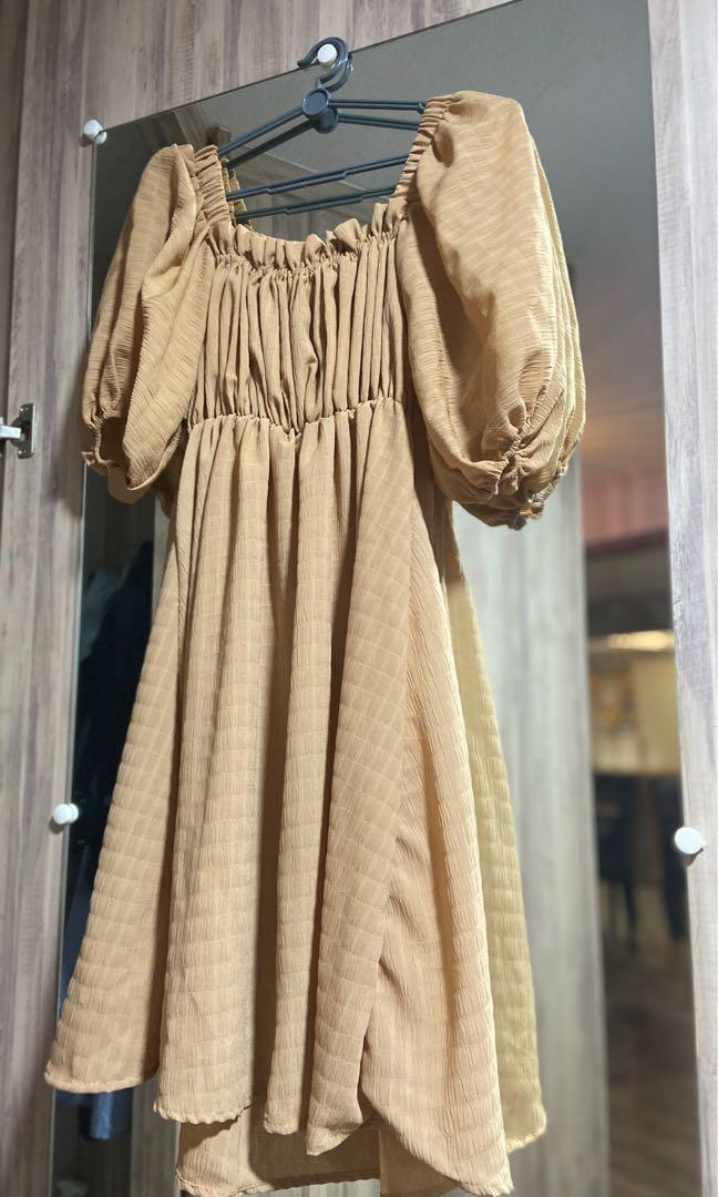 NSA Natalia Textured Scrunch Dress, Women's Fashion, Dresses & Sets ...