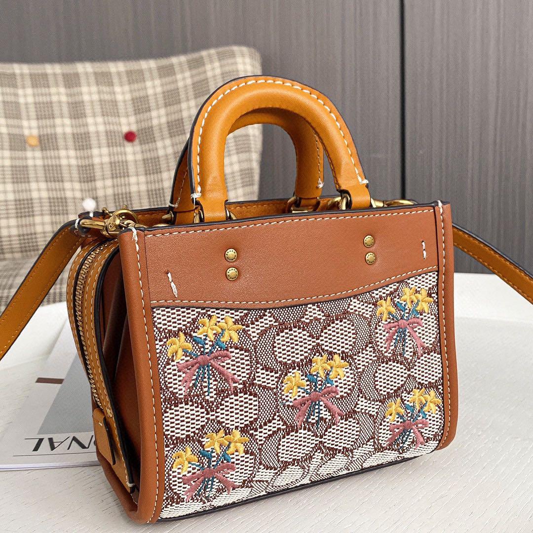 Coach rogue hotsell 17 bag