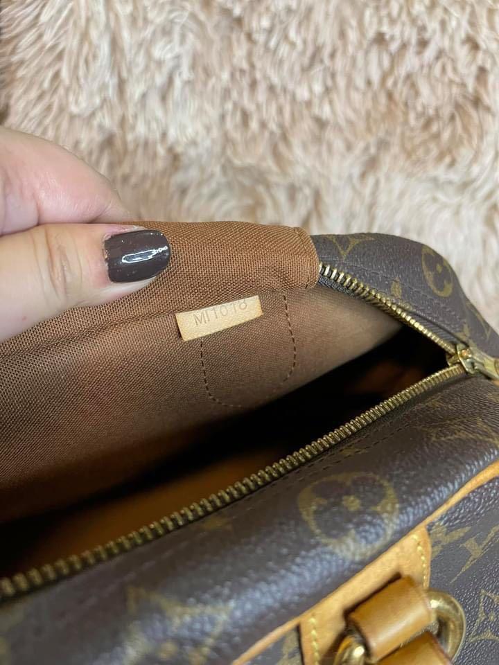 Original LV Gm size, Women's Fashion, Bags & Wallets