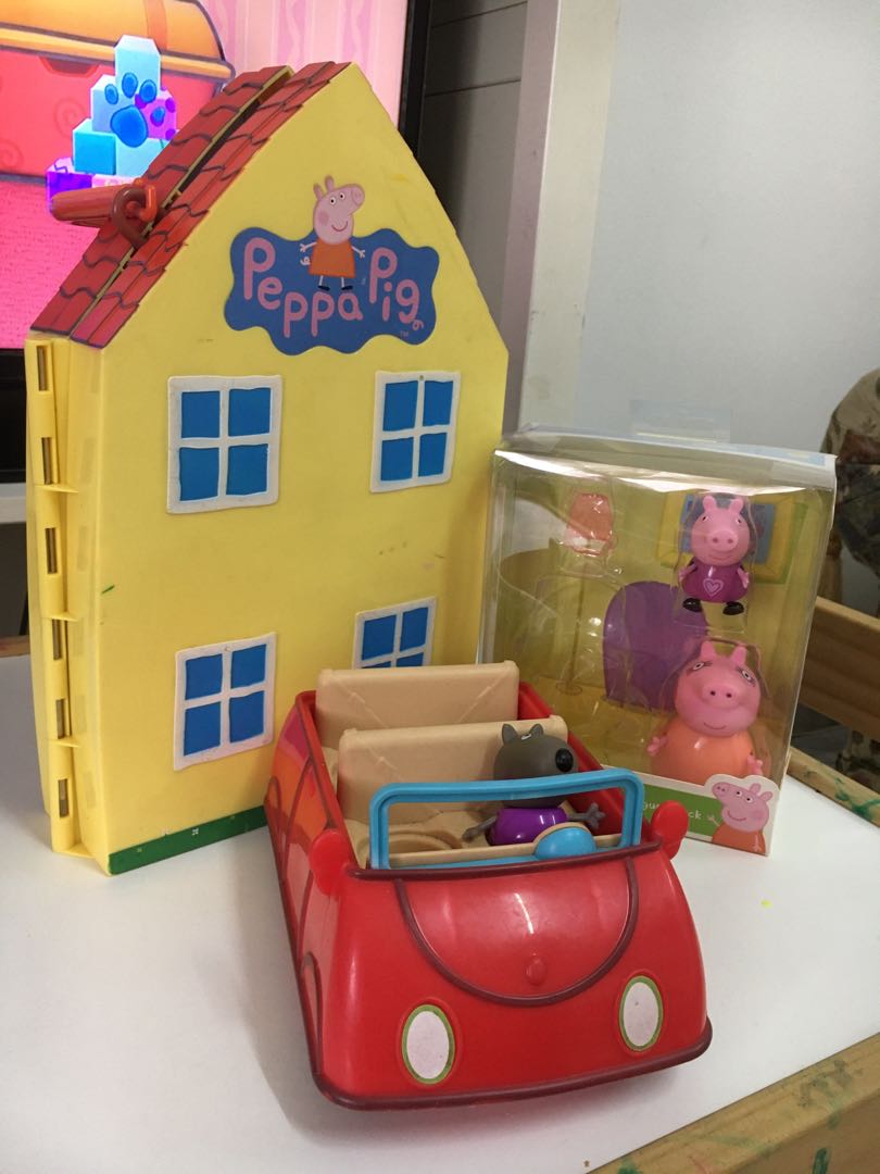 Peppa Pig House & Car, Hobbies & Toys, Toys & Games on Carousell
