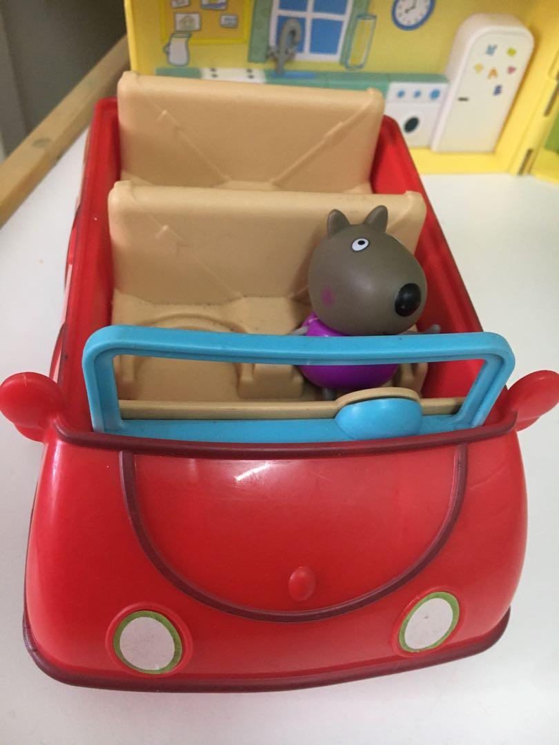 Peppa Pig House & Car, Hobbies & Toys, Toys & Games on Carousell