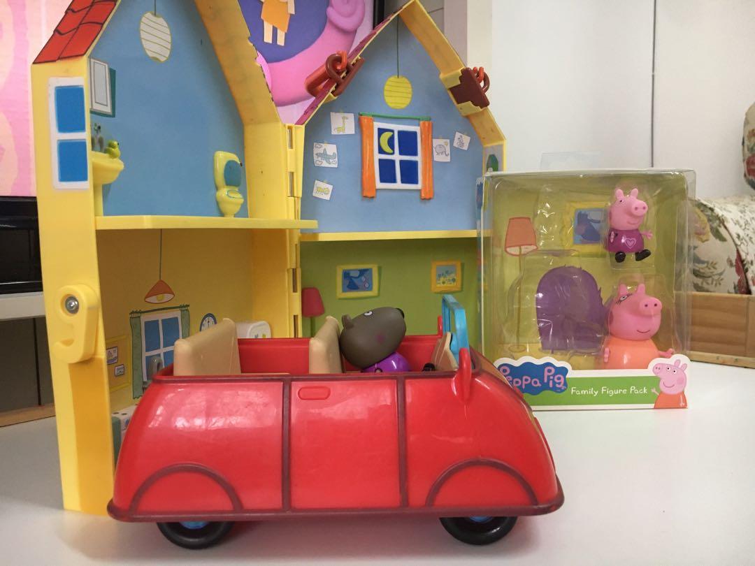 Peppa Pig House & Car, Hobbies & Toys, Toys & Games on Carousell
