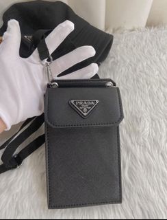(Category: ) located in . Submitted by japanandsingaporeluxepreloved (Listing ID 1125500424, Image 1). Description: .