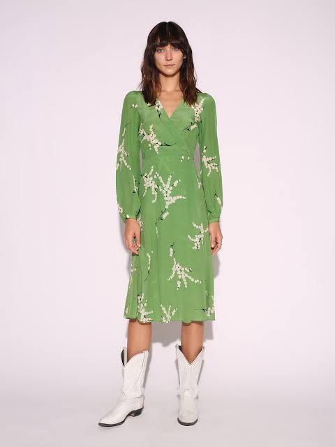 REALISATION PAR 'The Violette' Wrap 