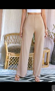 (Category: ) located in . Submitted by thriftiness (Listing ID 1125388808, Image 1). Description: .