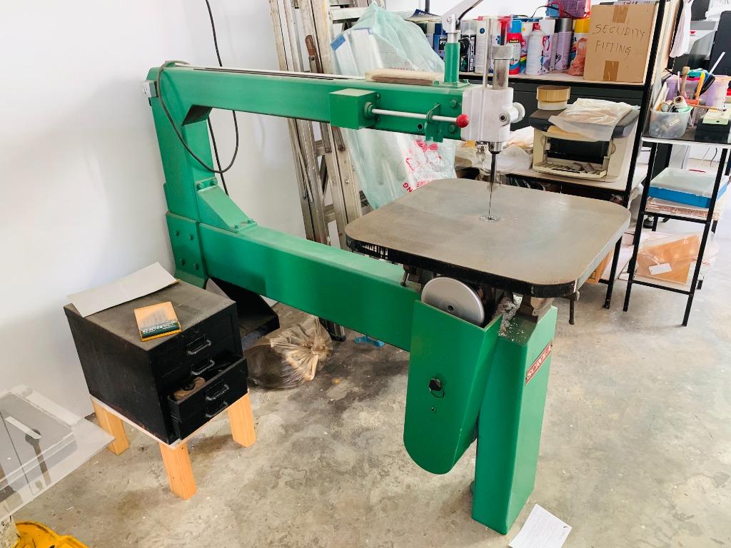 Heavy duty scroll shop saw