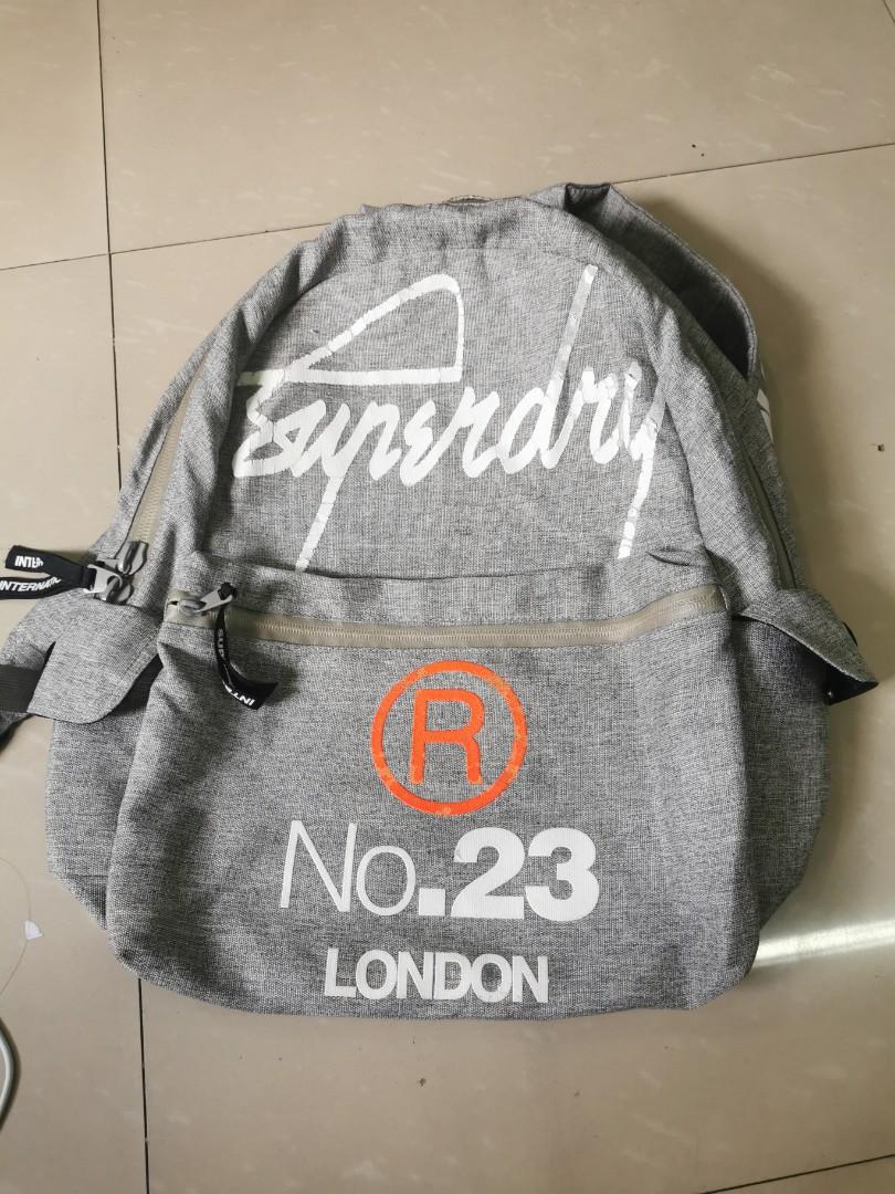 Superdry backpack (Category: Backpacks) located in Rizal. Submitted by allenrion (Listing ID 1125310426, Image 1). Description: Superdrybackpack Price: 650 pesos Note: cracked logo #allenrion #superdrybackpack #backpackph #superdry.