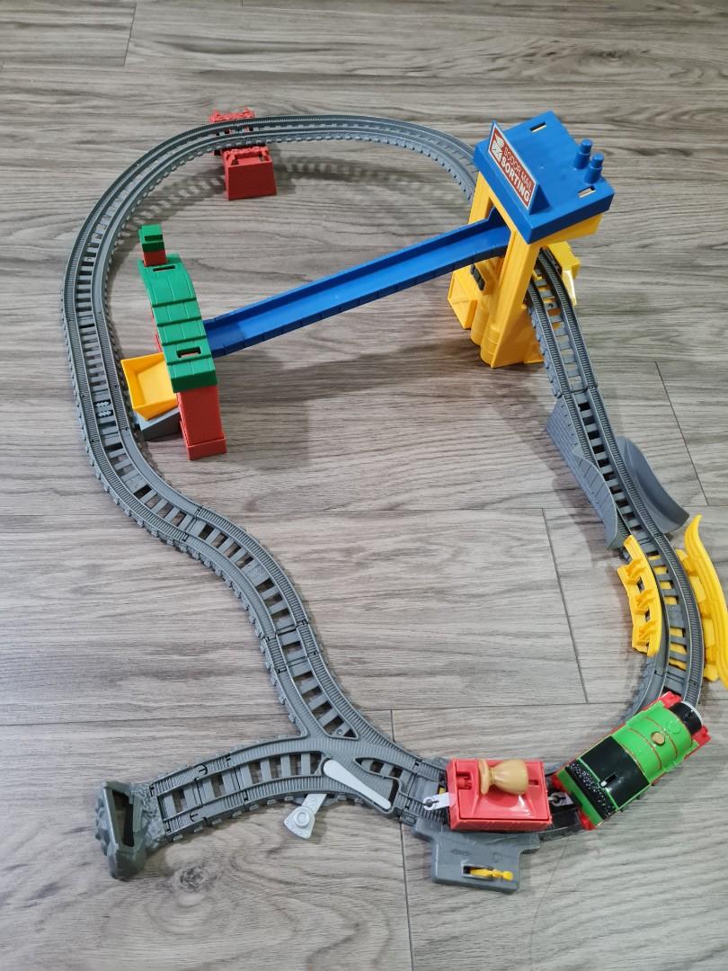 Trackmaster sort and clearance switch delivery set