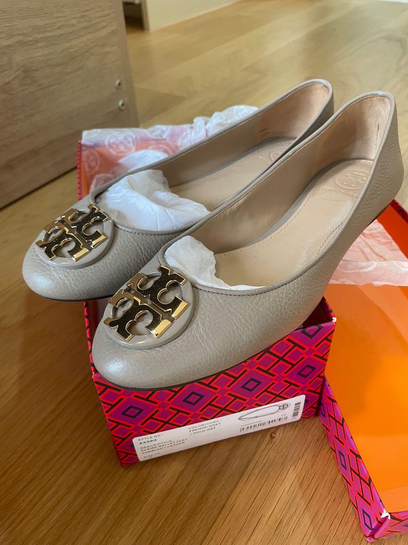 Tory Burch Claire Ballet Flat French Gray US 7, Women's Fashion, Footwear,  Flats on Carousell