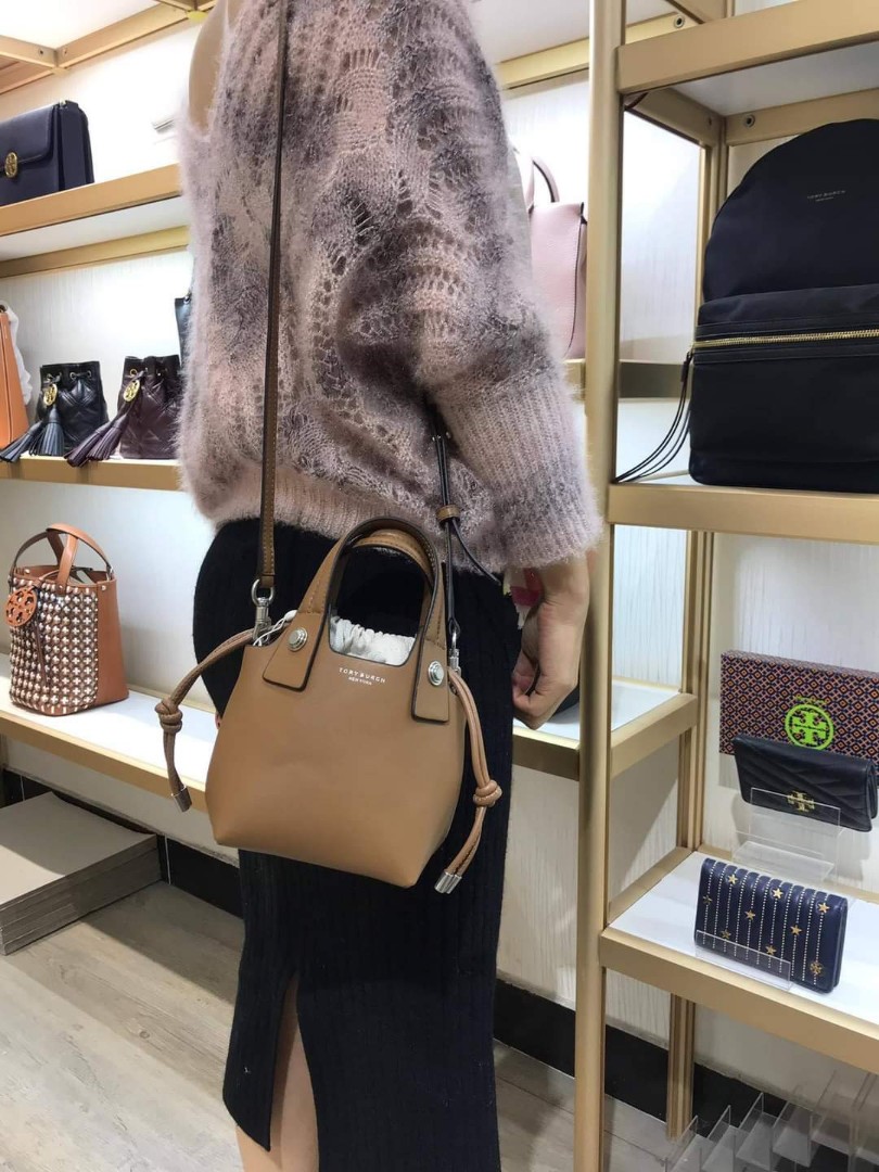 Rory tote deals tory burch