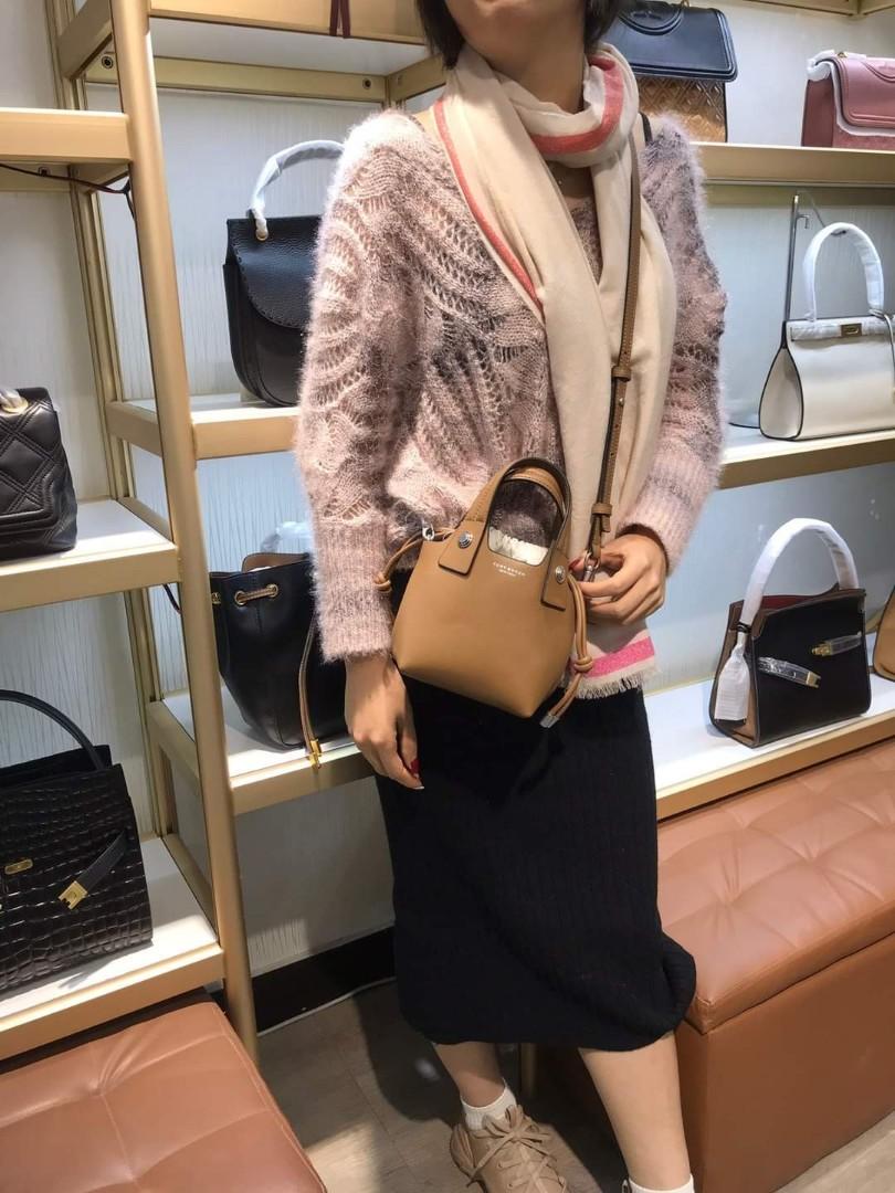 Tory burch rory store