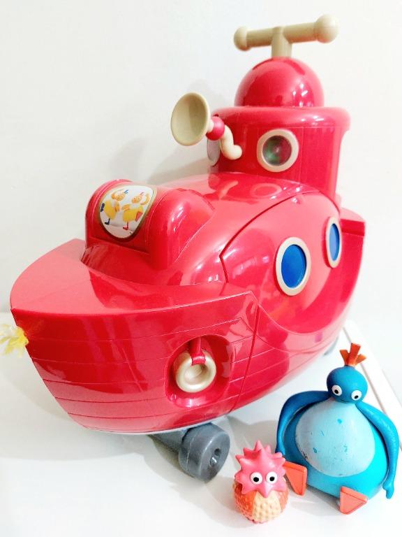 Twirlywoos Big Red Boat playset