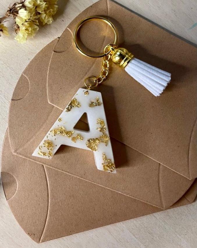 White keychain online