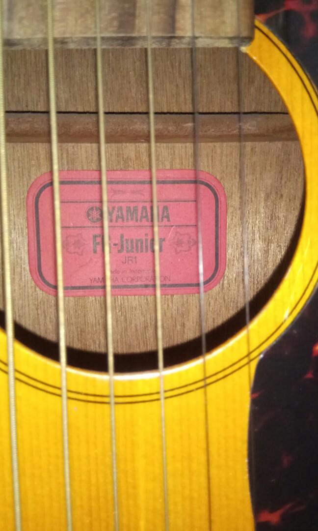 Yamaha FG junior jr1, Musik & Media, Alat di Carousell