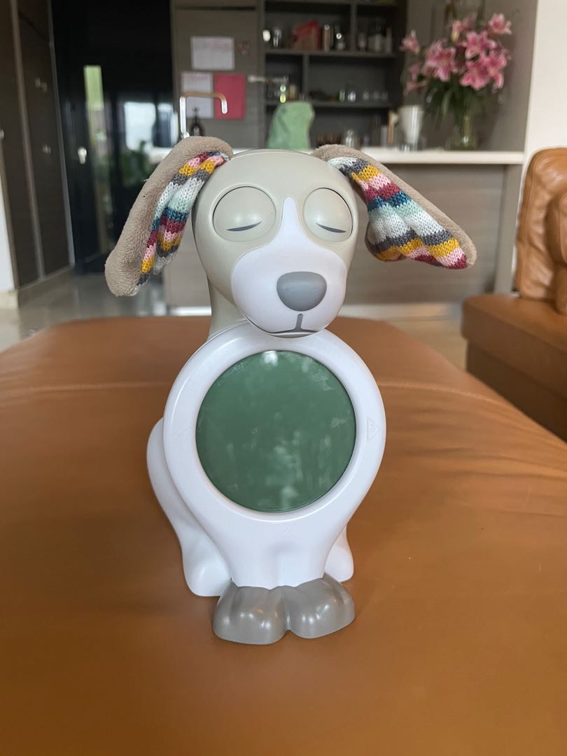 Zazu sleep training alarm clock dog kids, Babies & Kids, Baby Monitors