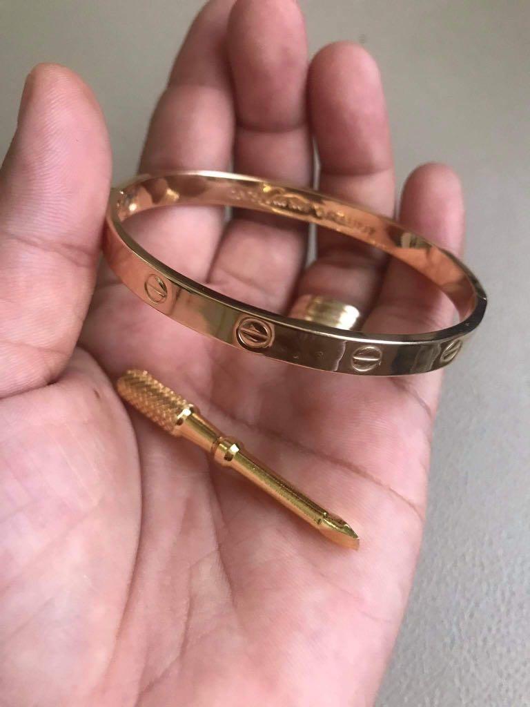Cartier love bracelet saudi gold Clearance