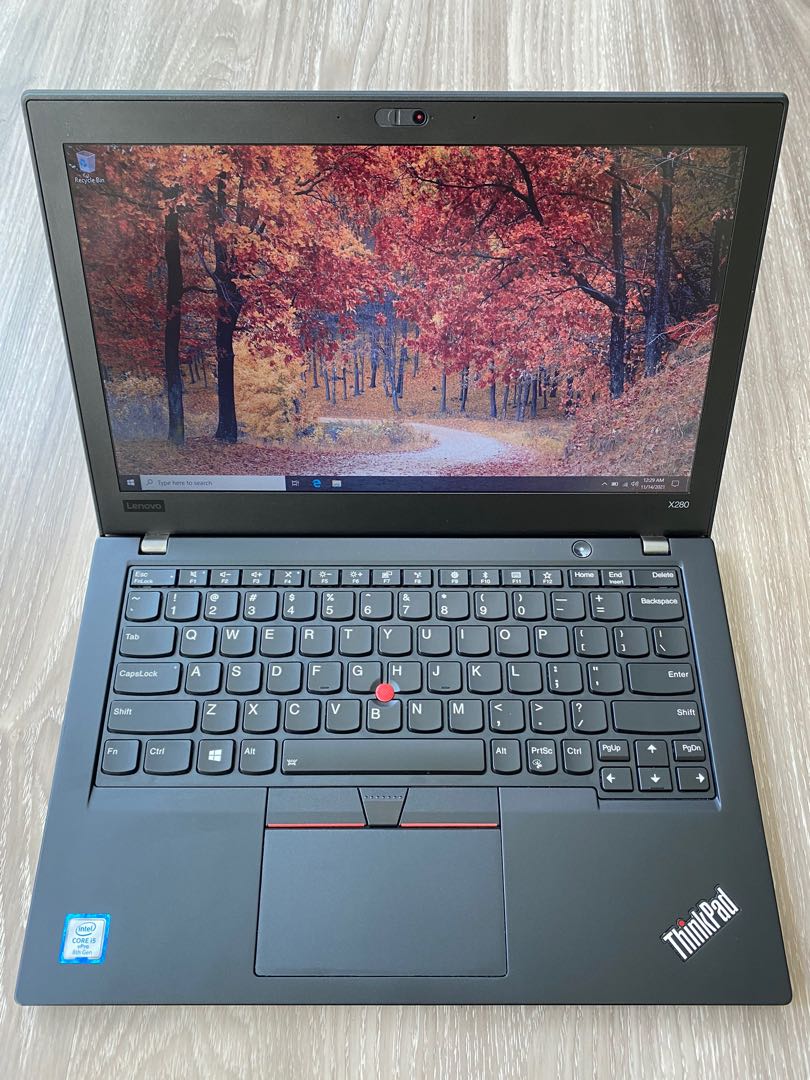 95) Lenovo ThinkPad X280 Core i5-8350U
