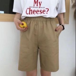 小男孩風文青卡其色五分褲 F