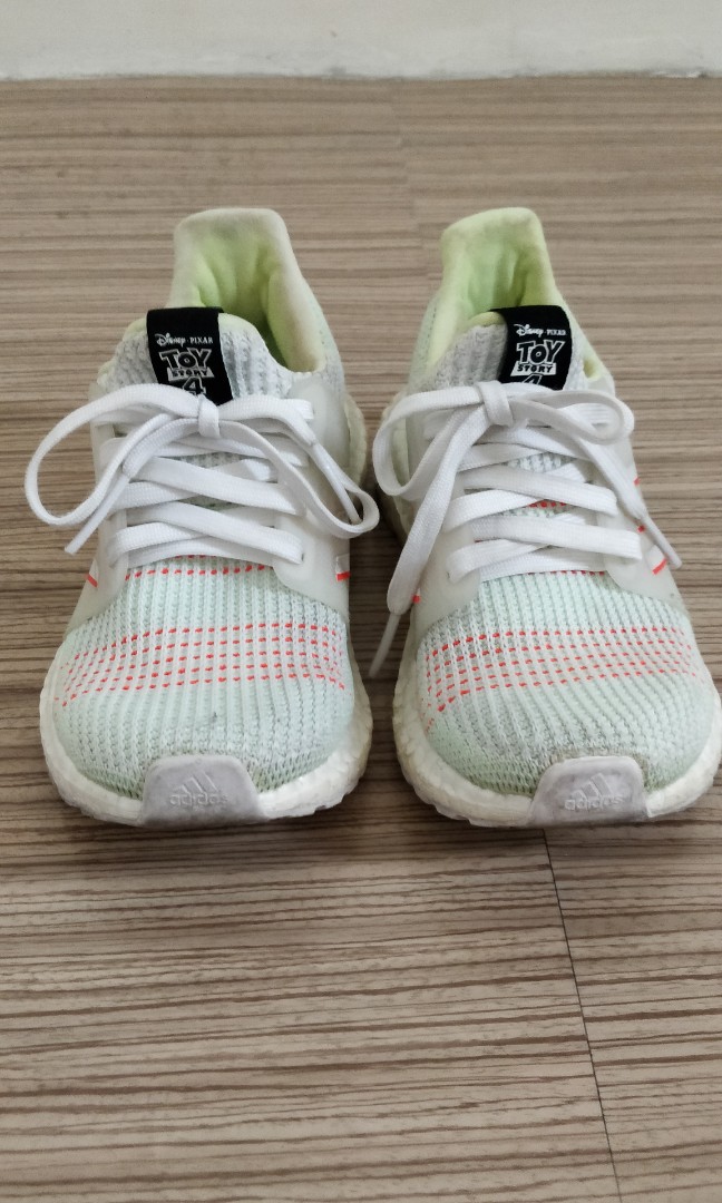 adidas ultra boost buzz