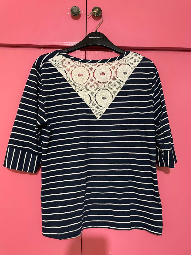 Bayo blouse (Category: Blouses) located in Quezon City. Submitted by savespaces (Listing ID 1125559214, Image 3). Description: Bayo striped blouse • size: s • well used • lace material sa front pocket at sa likod rfs: decluttering.
