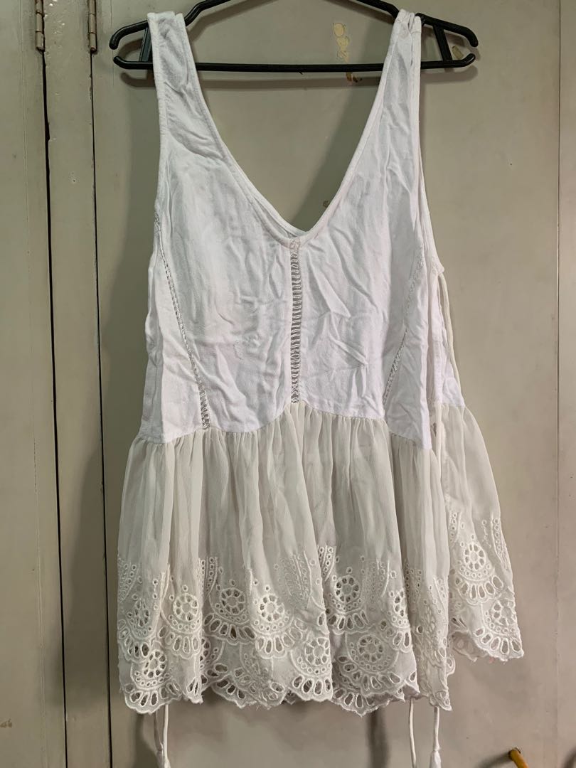 Bershka Beach Cover Up, Women's Fashion, Tops, Others Tops on Carousell