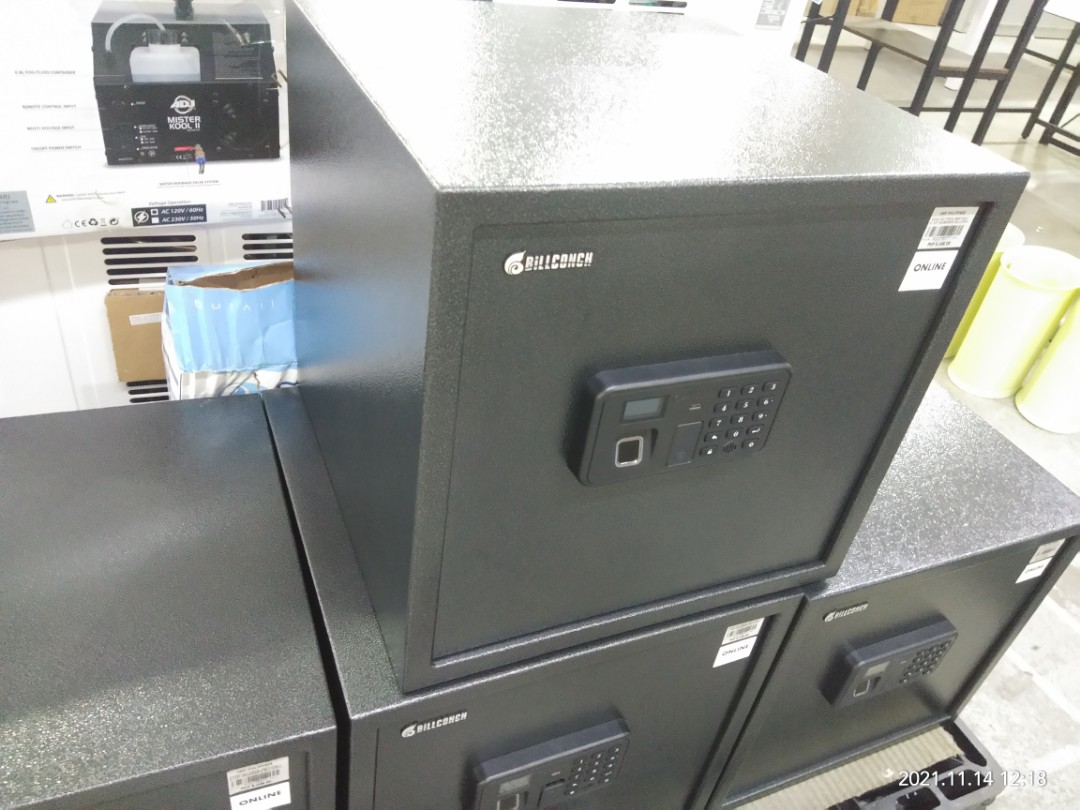 Biometric pistol safe vault w/key 35x35x33cm billonch Mode of payment