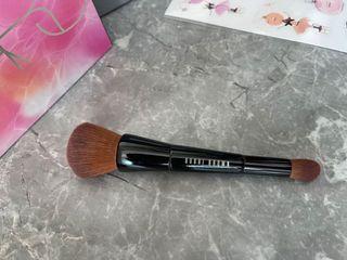 BOBBI BROWN 粉底+遮瑕刷