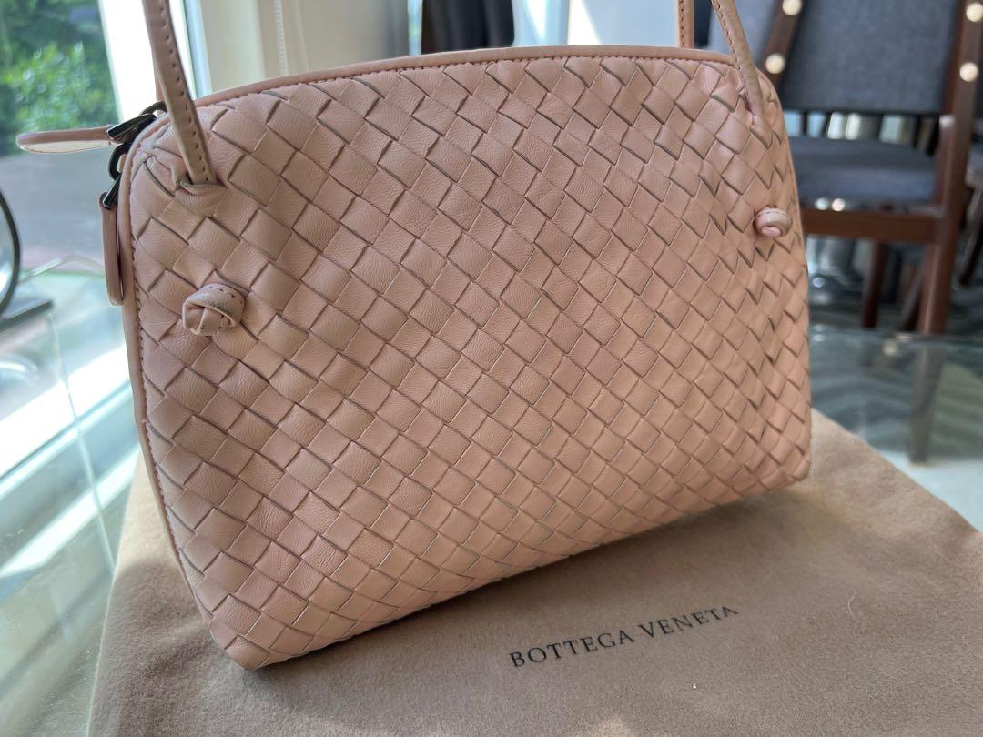 Bottega Veneta Intrecciato Nodini Leather Used Shoulder Bag Beige Japan  23cm