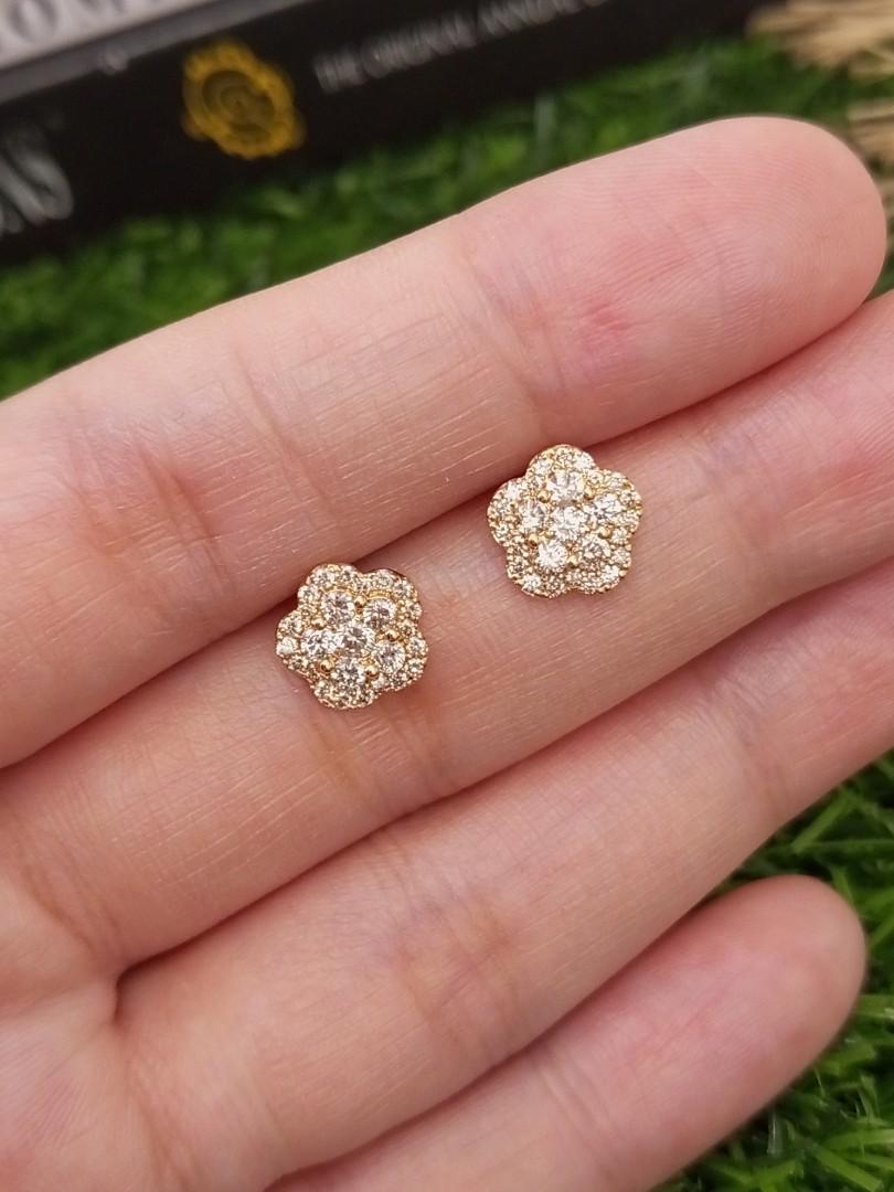 Mother daughter deals diamond earrings