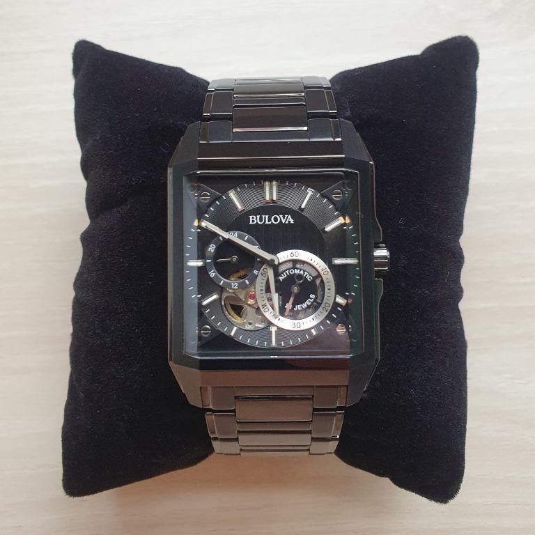 Bulova Men s Automatic Watch 98A180