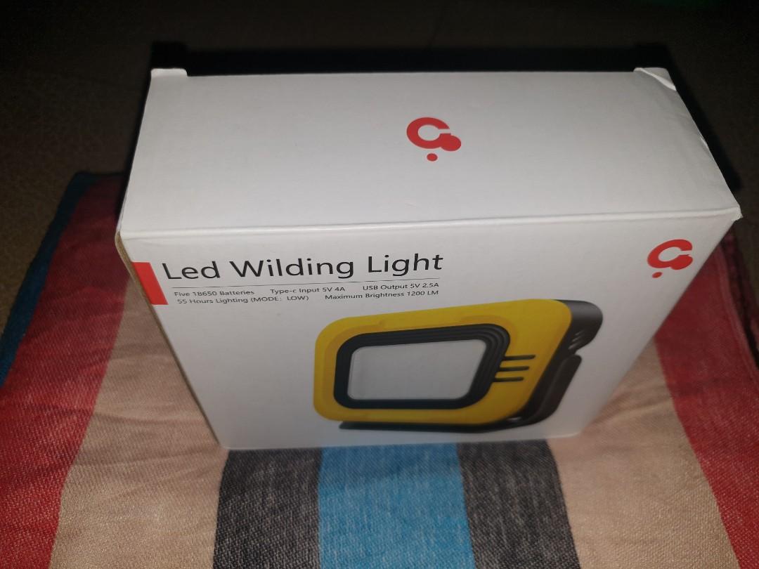 Camping light (Category: Hiking & Camping) located in Navotas City. Submitted by cruzreg (Listing ID 1125574555, Image 2). Description: camping light o emergency light pwede ding gawing powerbank #allinone.