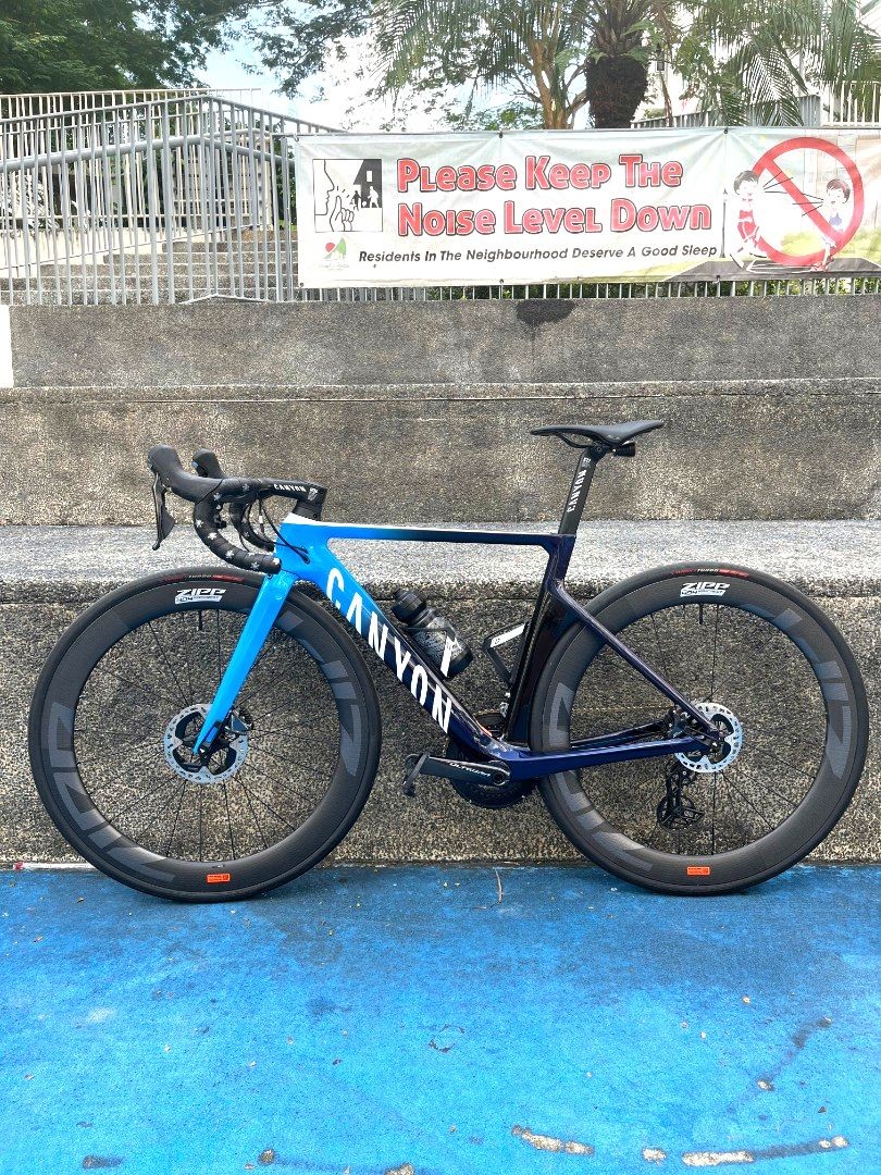Canyon aeroad best sale zipp 404