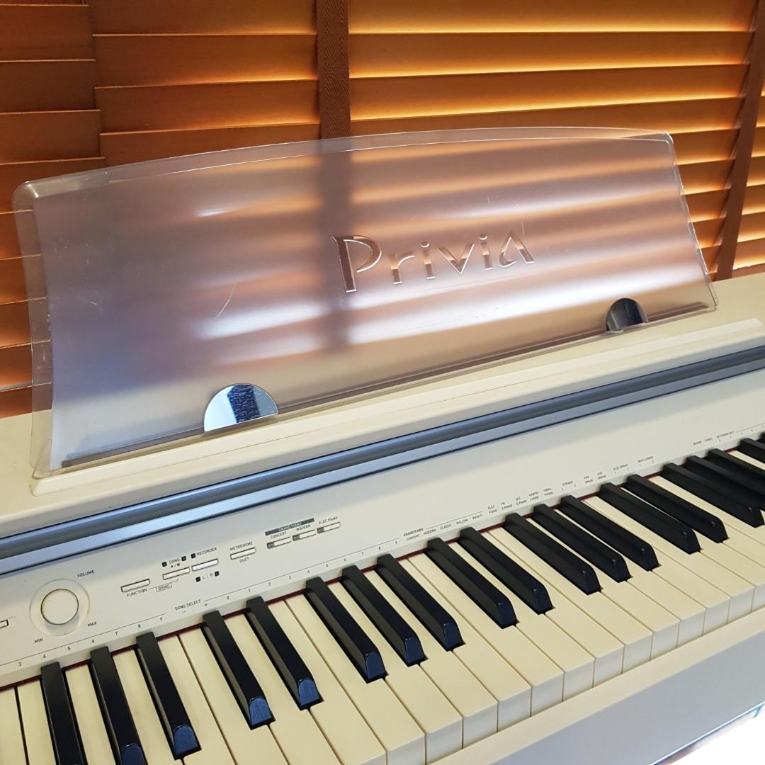 Casio Privia PX750, Hobbies & Toys, Music & Media, Musical Instruments