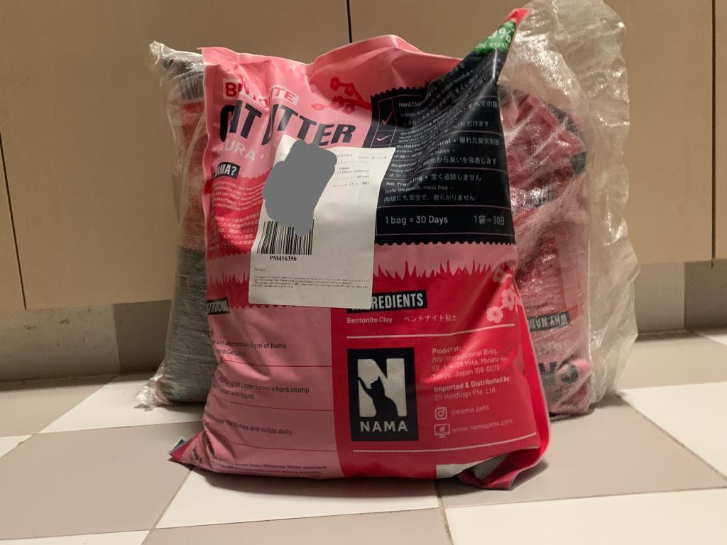 Cat Litter Nama Bentonite Sakura, Pet Supplies, Homes & Other Pet Accessories on Carousell