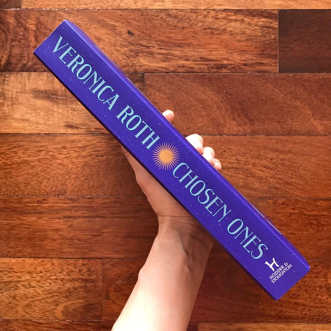 CHOSEN ONES  Veronica Roth {FANTASY}, Hobbies & Toys, Books