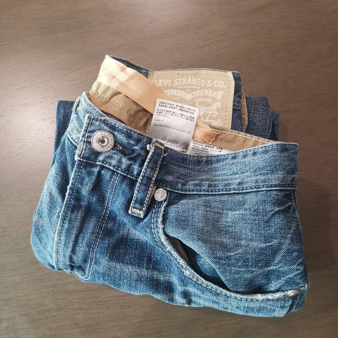 CLEARANCE Levis jeans Men s Fashion Bottoms Jeans on Carousell
