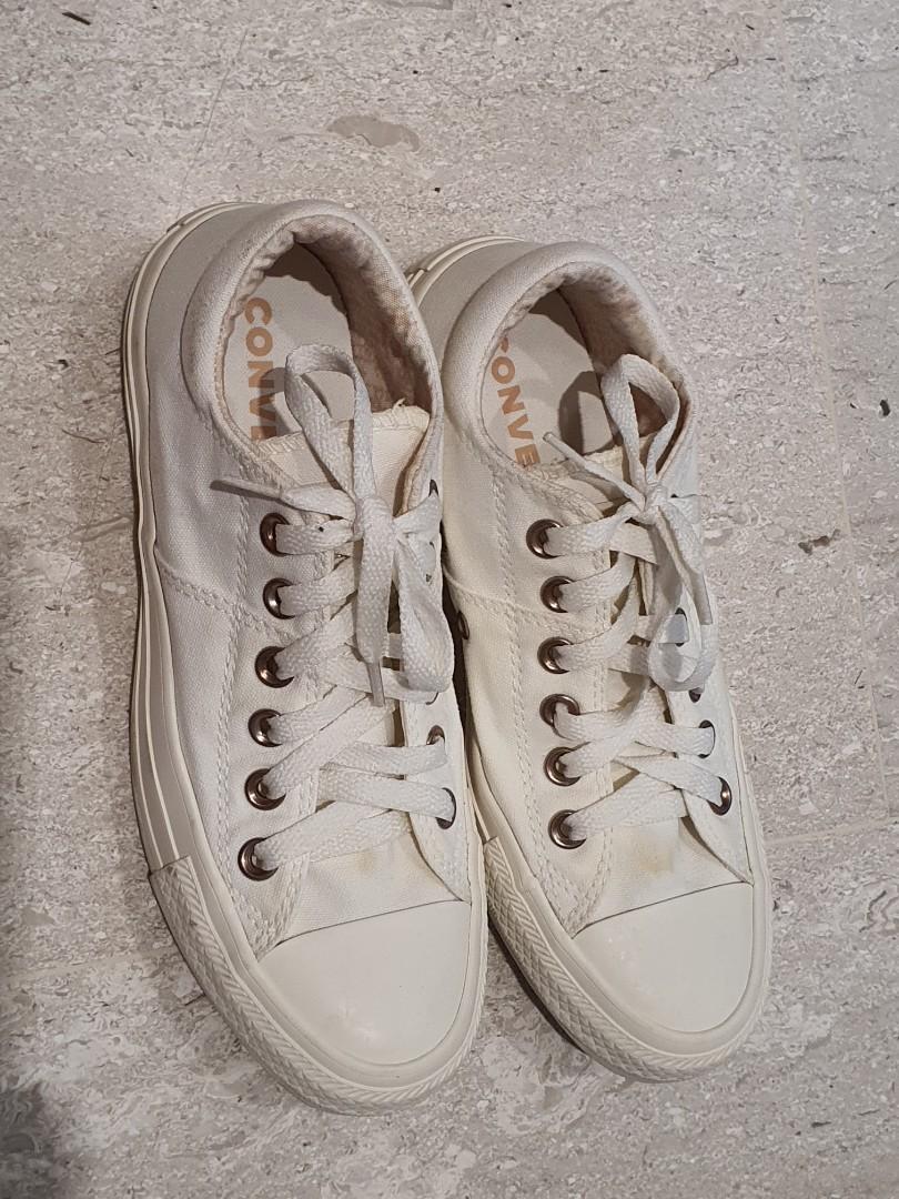 White rose top gold converse