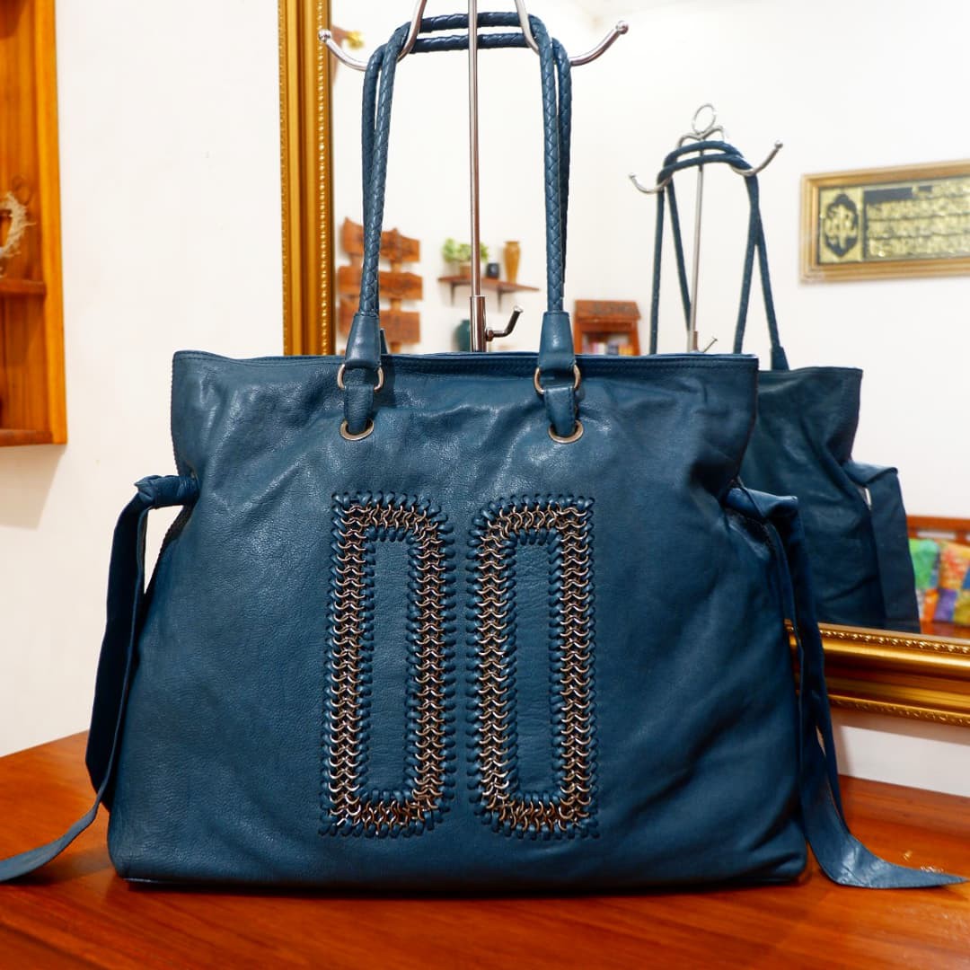 Daks tote online bag