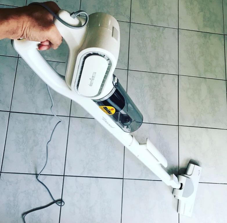 DEERMA DX700 2 in 1 Handheld Vacuum Cleaner with HEPA Filter. White