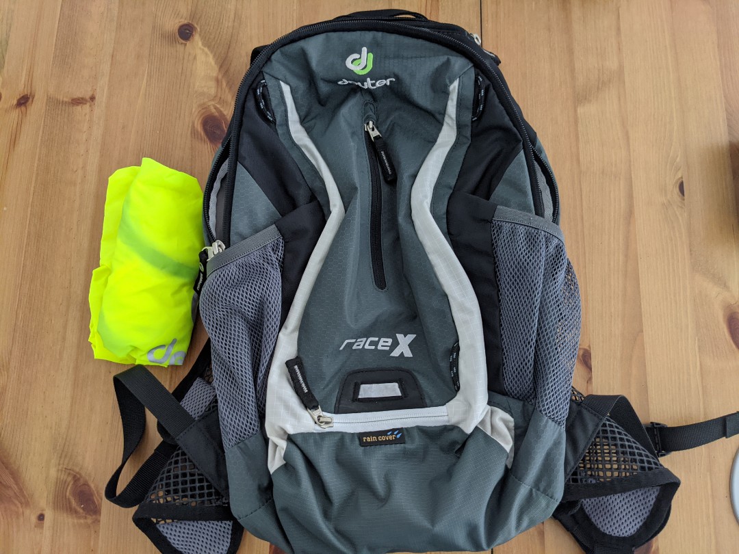 deuter running backpack