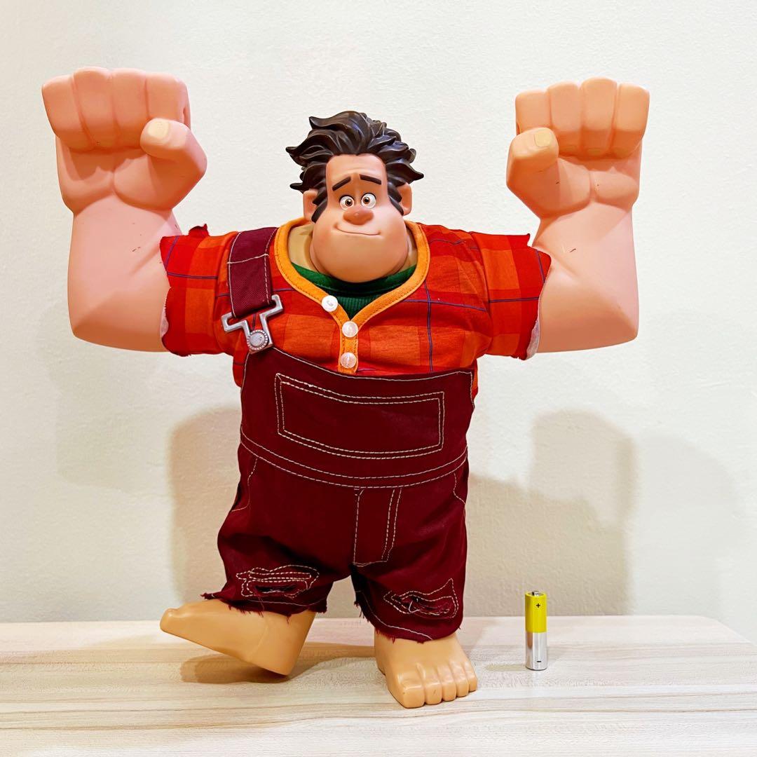 Wreck it 2025 ralph action figure