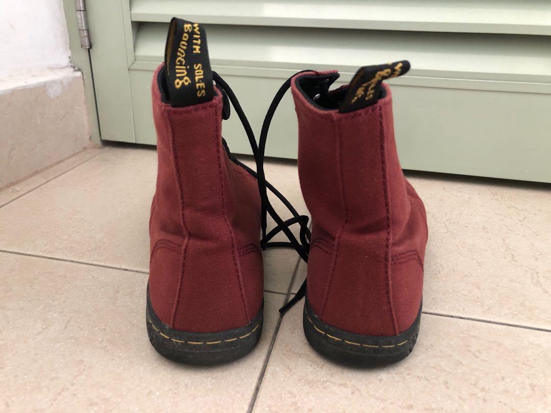 Red canvas boots online