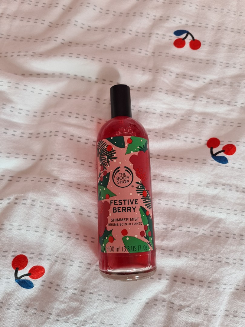 Body shop festive best sale berry shimmer mist
